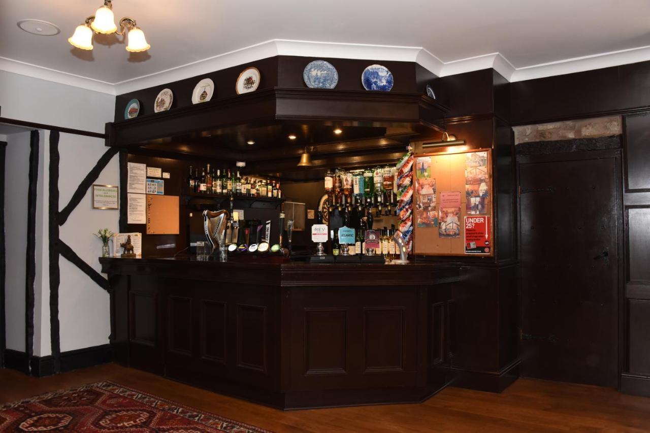 The Llanelwedd Arms Hotel Builth Wells Eksteriør billede