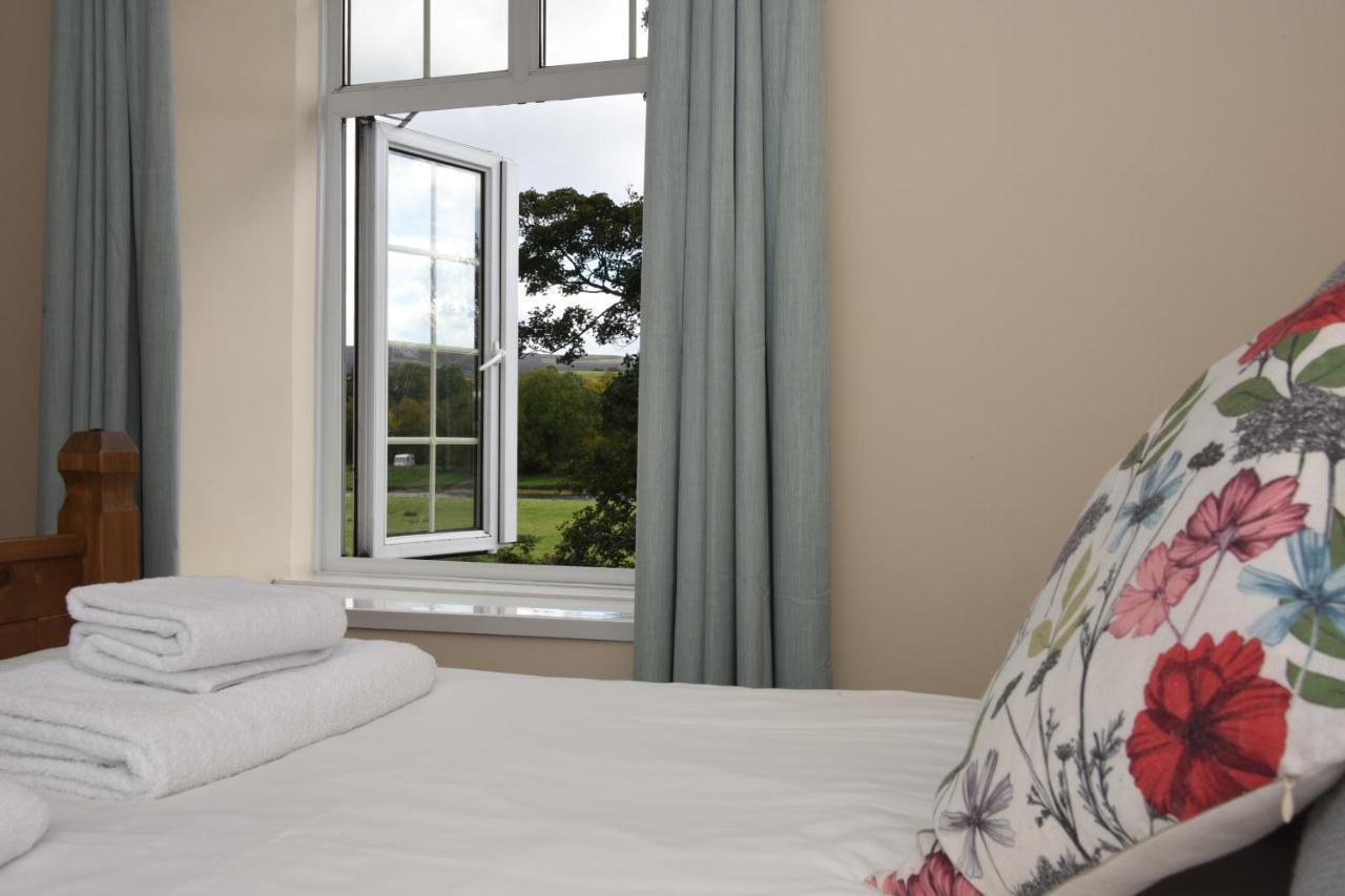 The Llanelwedd Arms Hotel Builth Wells Eksteriør billede