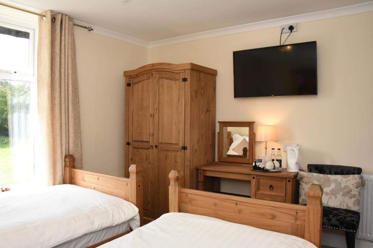 The Llanelwedd Arms Hotel Builth Wells Eksteriør billede
