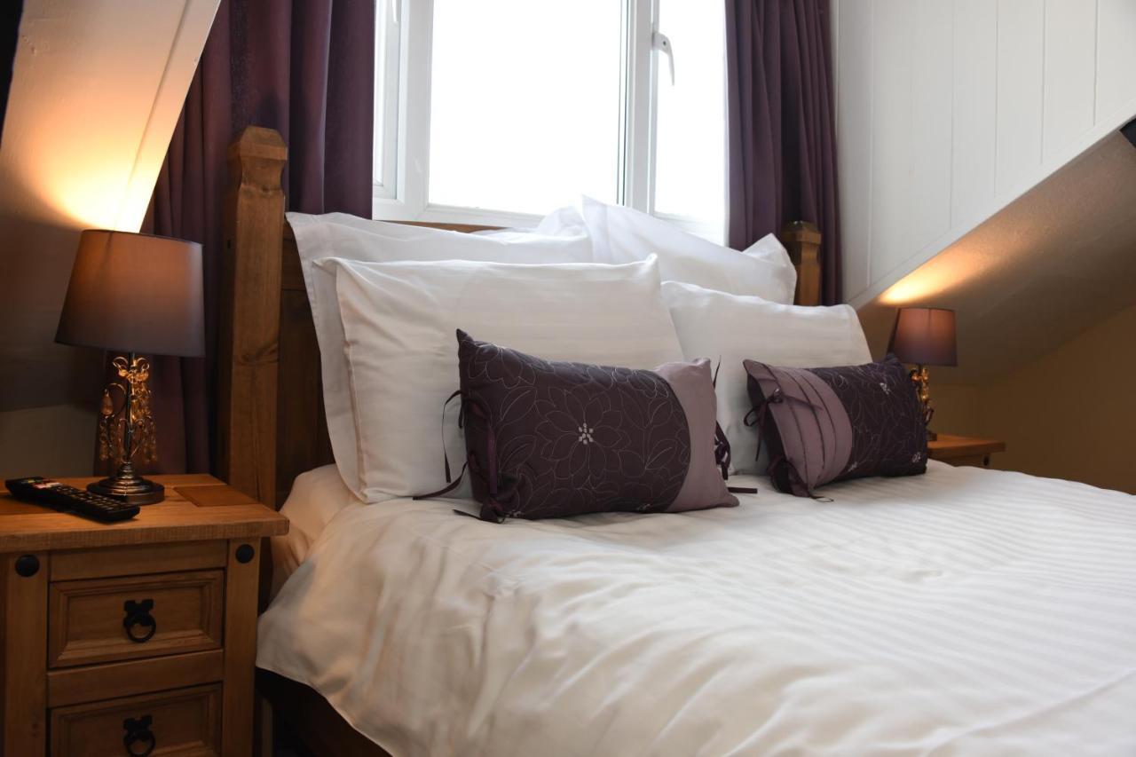 The Llanelwedd Arms Hotel Builth Wells Eksteriør billede