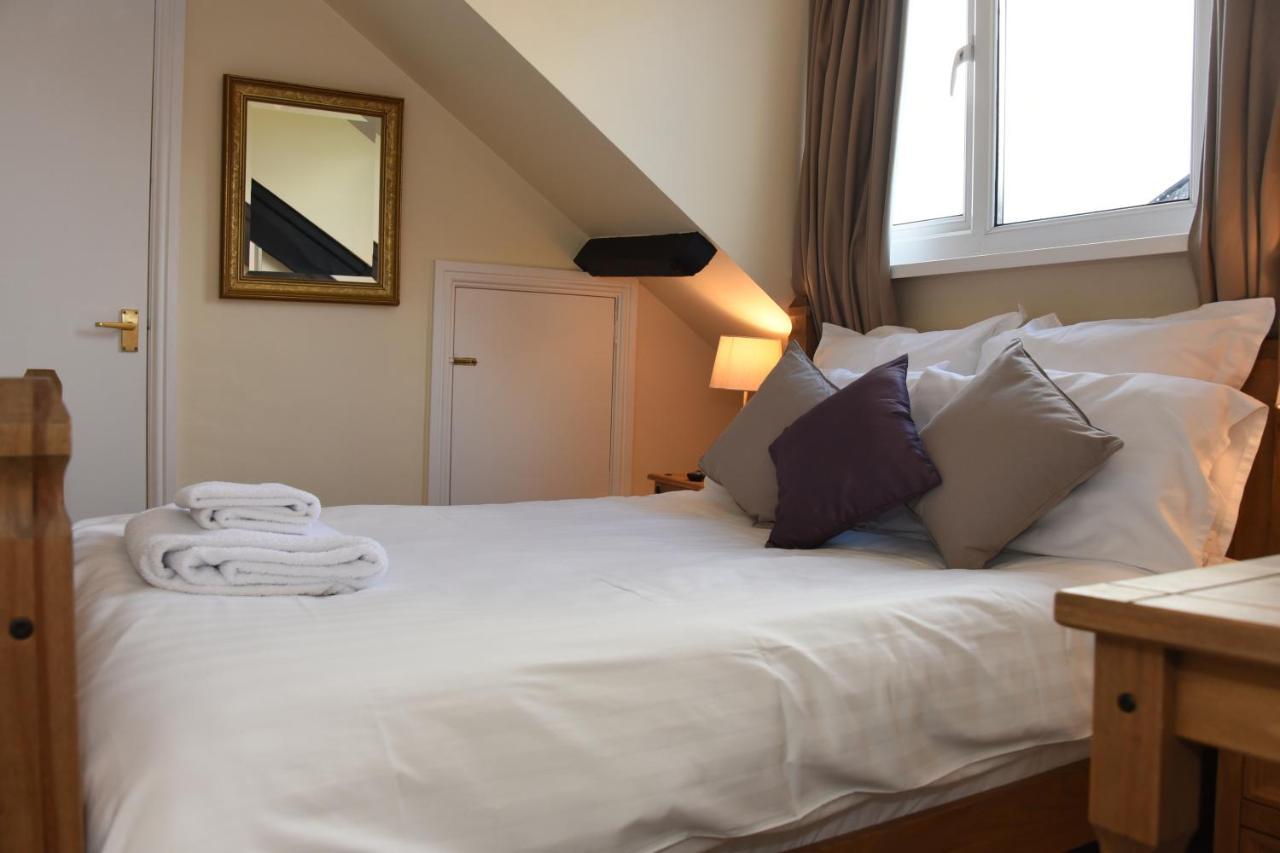 The Llanelwedd Arms Hotel Builth Wells Eksteriør billede