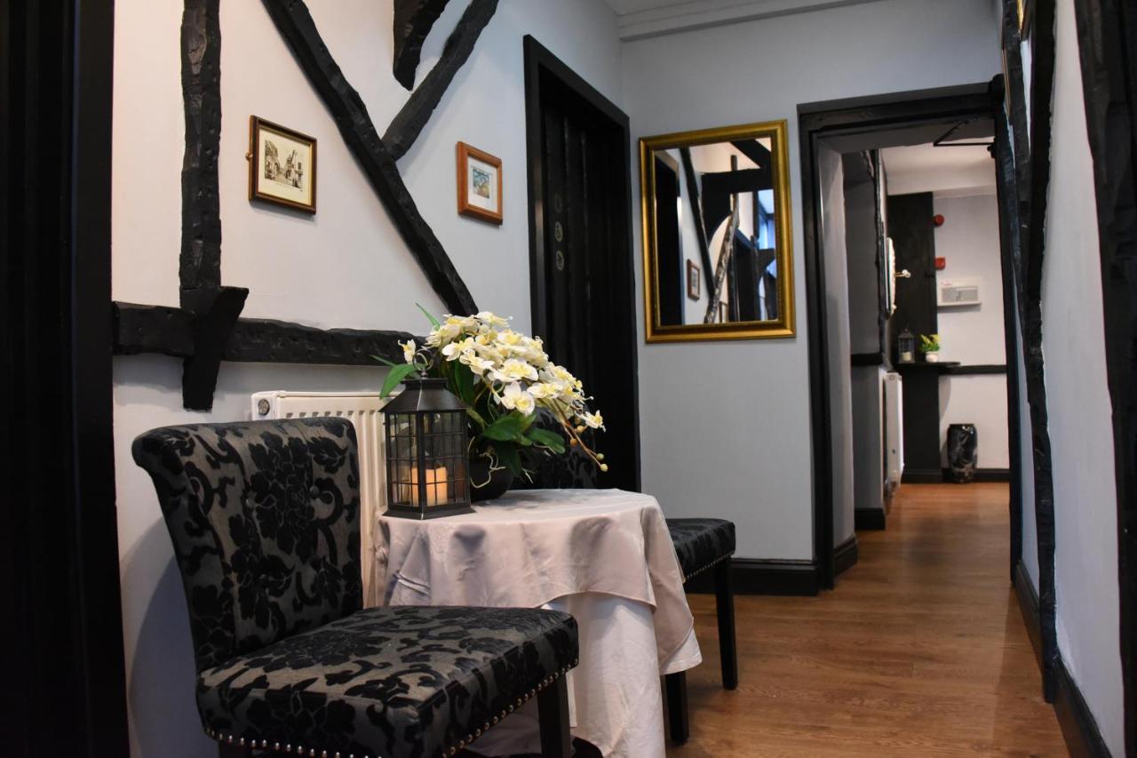 The Llanelwedd Arms Hotel Builth Wells Eksteriør billede